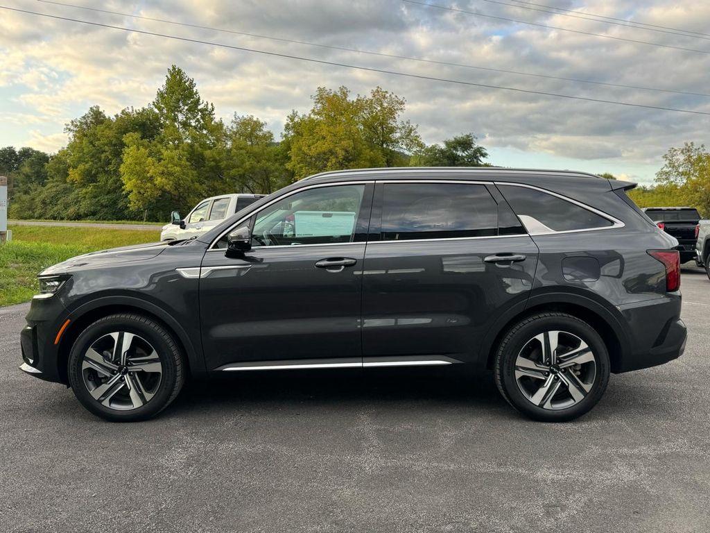 used 2023 Kia Sorento Hybrid car, priced at $36,995