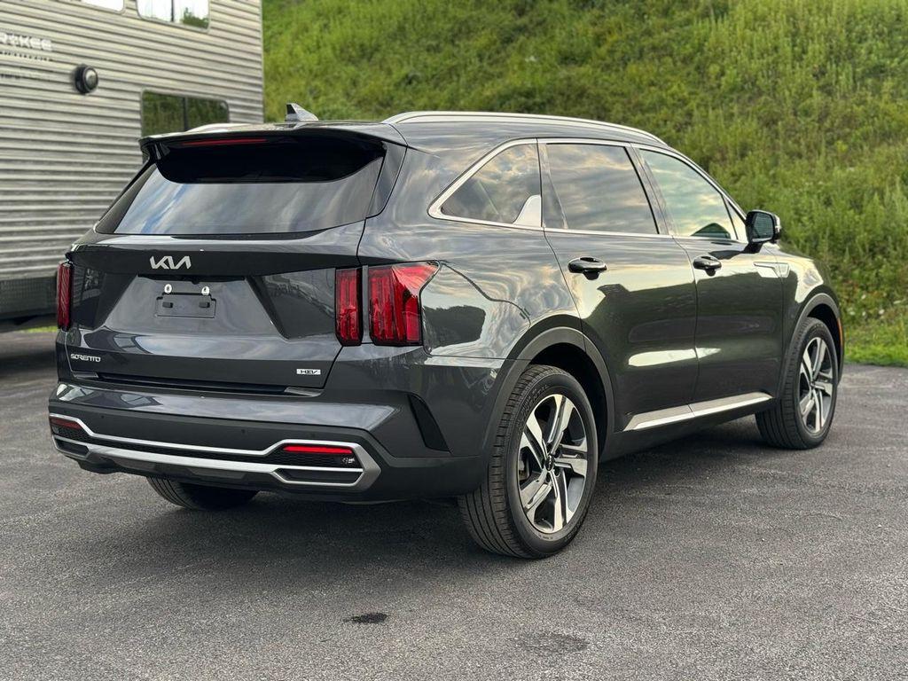 used 2023 Kia Sorento Hybrid car, priced at $36,995