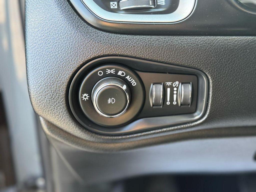 used 2021 Jeep Renegade car, priced at $23,995
