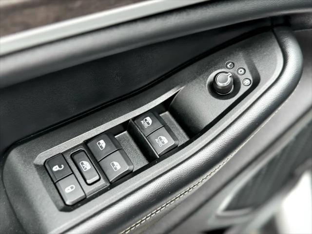 used 2021 Jeep Grand Cherokee L car, priced at $33,995