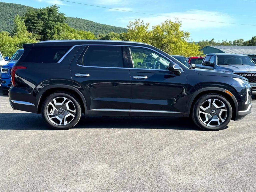 used 2023 Hyundai Palisade car, priced at $36,995