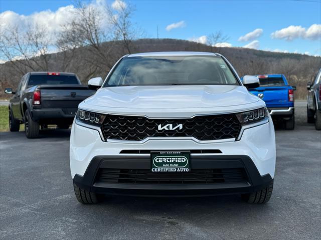 used 2022 Kia Sorento car, priced at $28,995