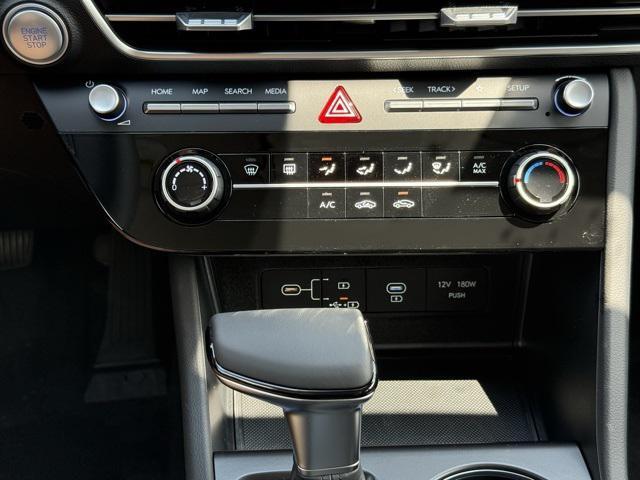 new 2025 Hyundai Sonata car, priced at $26,943