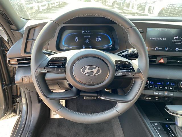 new 2025 Hyundai Elantra car, priced at $22,761