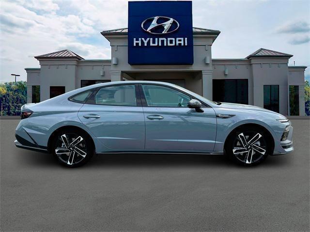 new 2025 Hyundai Sonata car, priced at $35,575