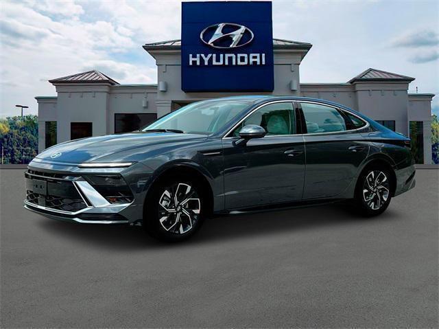 new 2024 Hyundai Sonata car, priced at $26,180