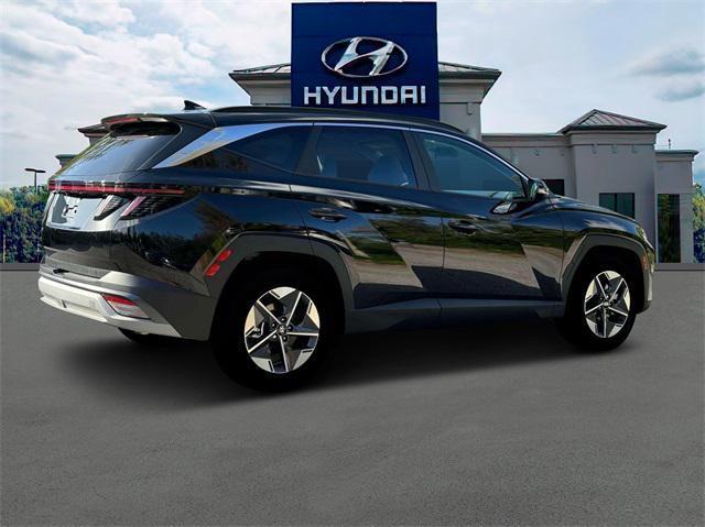 new 2025 Hyundai Tucson car, priced at $34,935