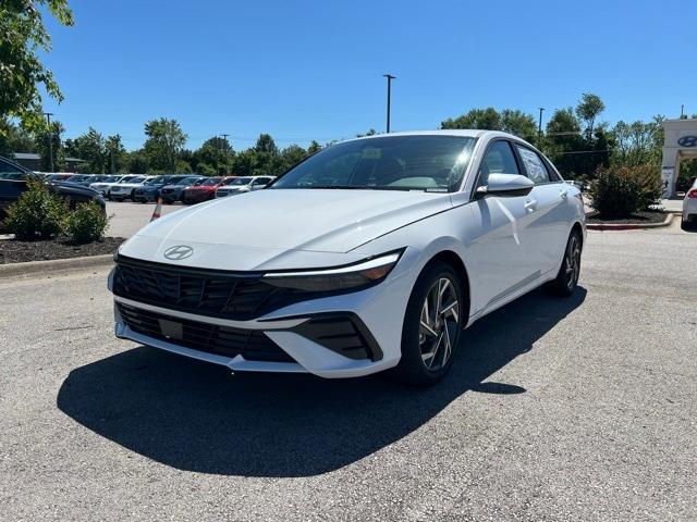 new 2024 Hyundai Elantra car, priced at $26,595