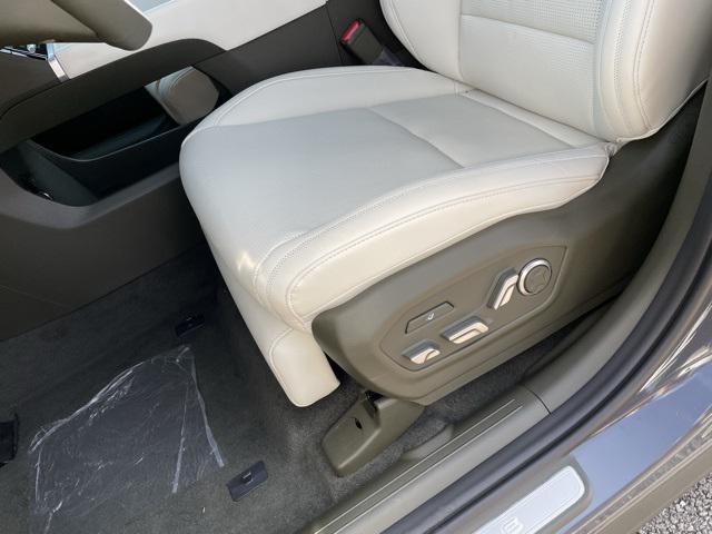 new 2025 Hyundai Santa Fe car, priced at $46,547