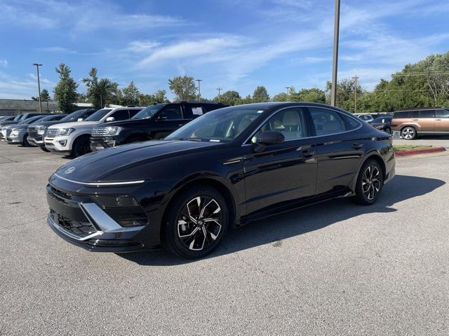 new 2024 Hyundai Sonata car, priced at $24,120