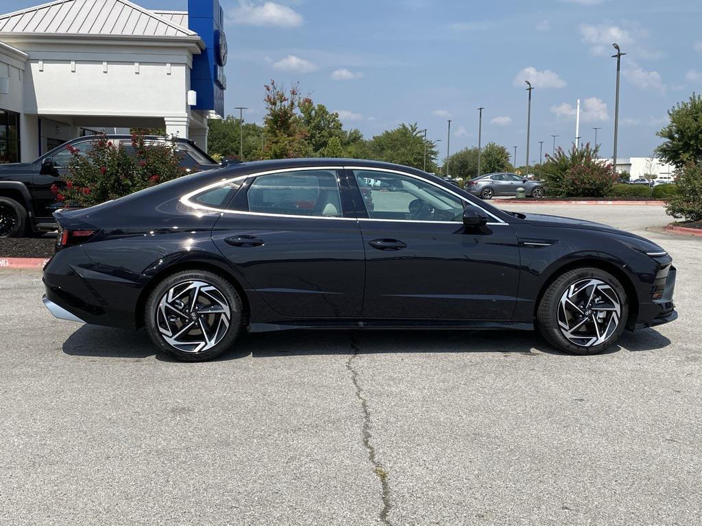 new 2026 Hyundai Sonata car, priced at $29,995