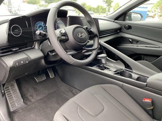 new 2025 Hyundai ELANTRA HEV car, priced at $25,175