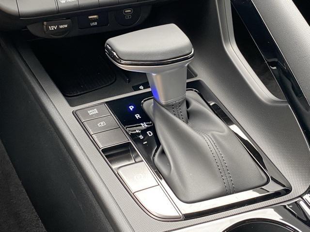 new 2025 Hyundai ELANTRA HEV car, priced at $25,175