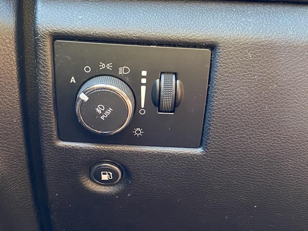 used 2018 Jeep Grand Cherokee car, priced at $16,500