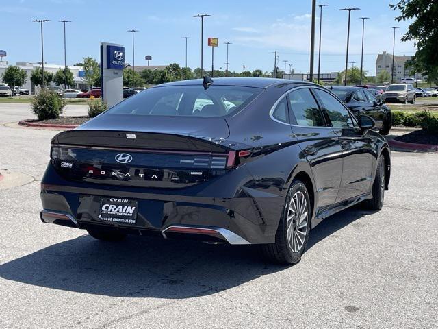 new 2025 Hyundai Sonata Hybrid car, priced at $31,347
