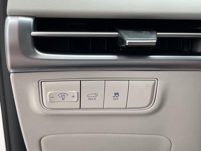 new 2025 Hyundai Tucson car, priced at $32,198