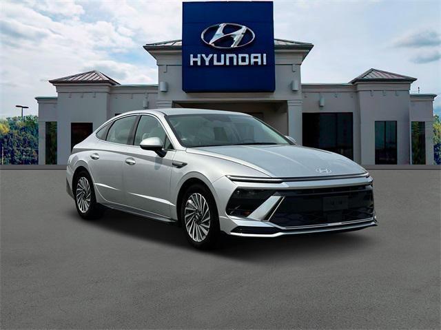 new 2024 Hyundai Sonata Hybrid car, priced at $36,179