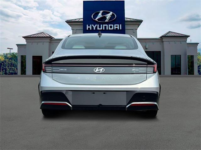 new 2024 Hyundai Sonata Hybrid car, priced at $36,179