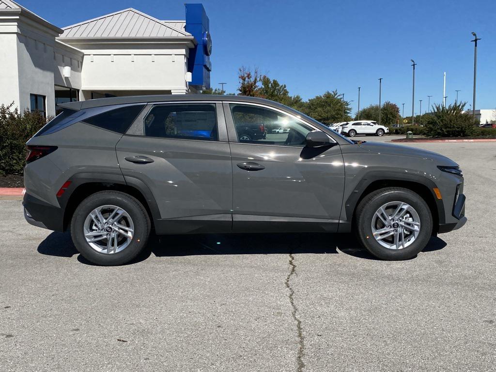 new 2026 Hyundai Tucson car, priced at $30,220