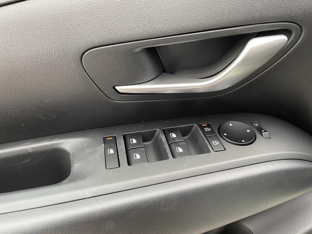 new 2025 Hyundai TUCSON Hybrid car, priced at $37,070