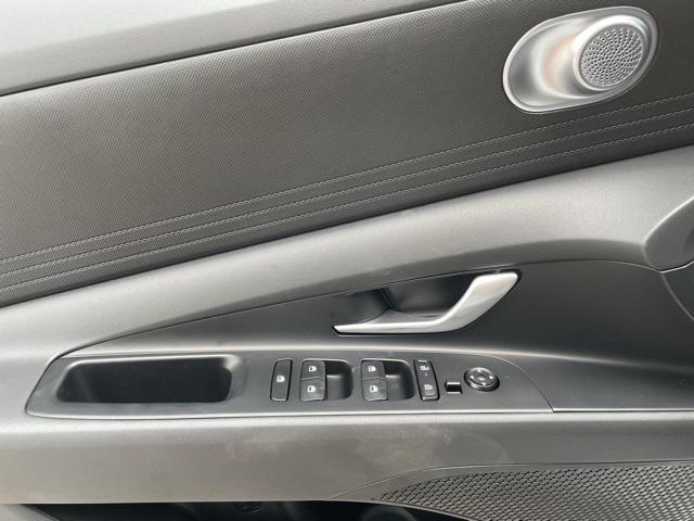 new 2025 Hyundai Elantra car, priced at $22,710