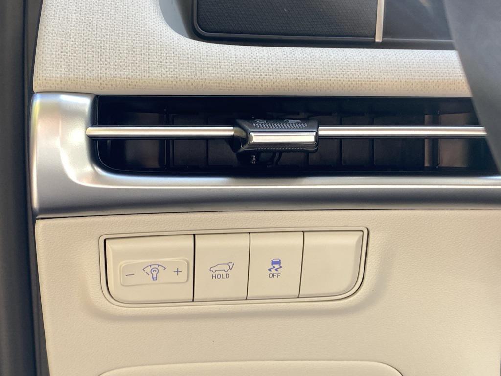 new 2026 Hyundai Tucson car, priced at $33,581