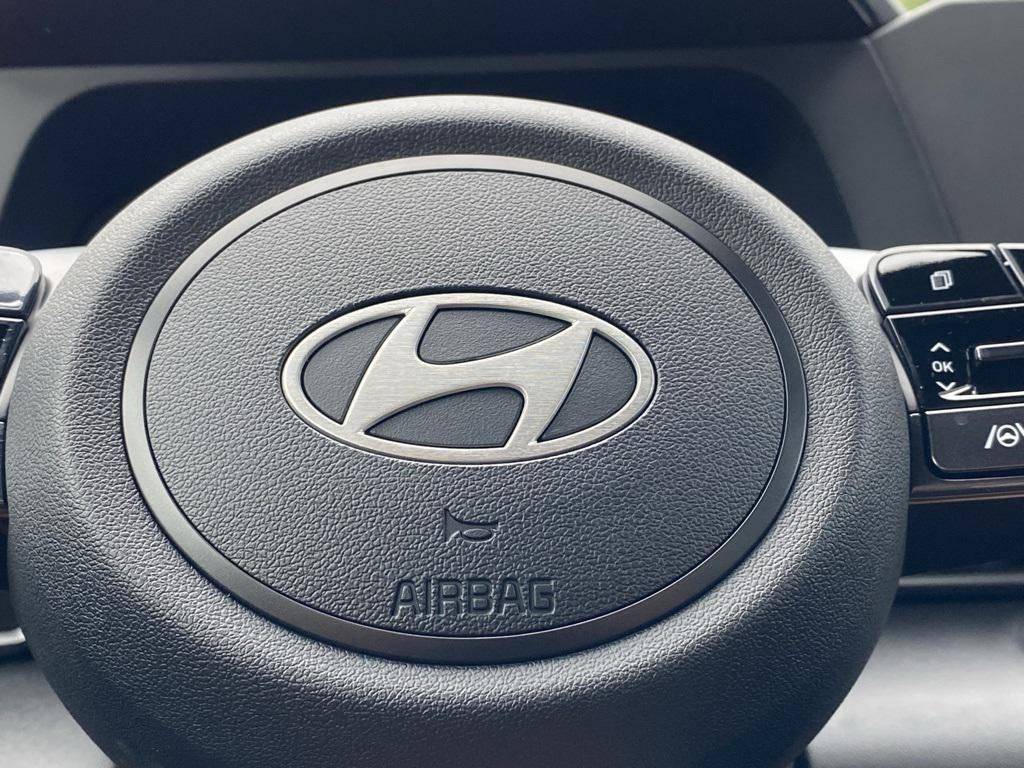 new 2025 Hyundai Elantra car, priced at $23,739