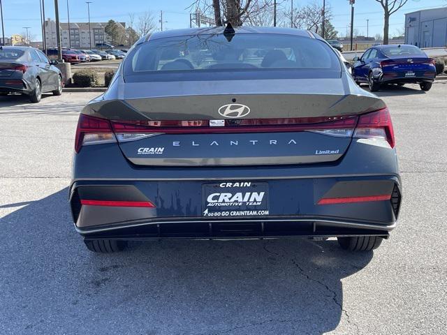 new 2025 Hyundai Elantra car, priced at $25,916