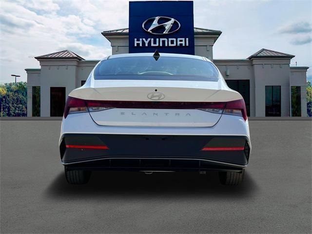 new 2025 Hyundai Elantra car, priced at $22,827