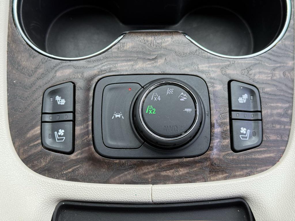 used 2020 GMC Acadia car, priced at $25,689