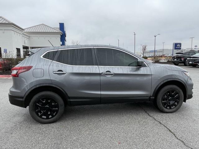 used 2020 Nissan Rogue Sport car, priced at $15,000