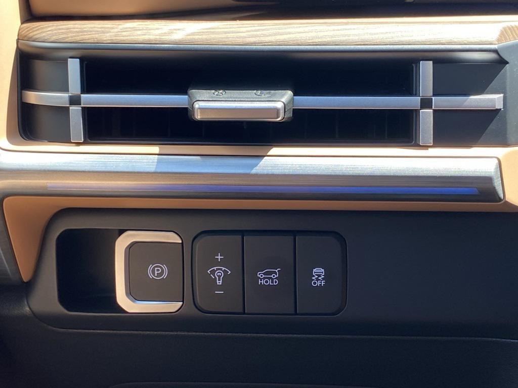new 2026 Hyundai SANTA FE HEV car, priced at $51,095