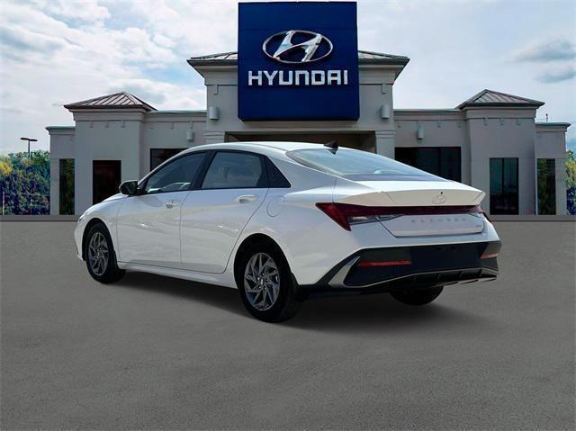 new 2025 Hyundai Elantra HEV car, priced at $28,250