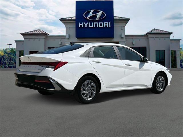 new 2025 Hyundai Elantra HEV car, priced at $28,250