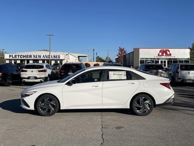 new 2025 Hyundai Elantra car, priced at $29,250