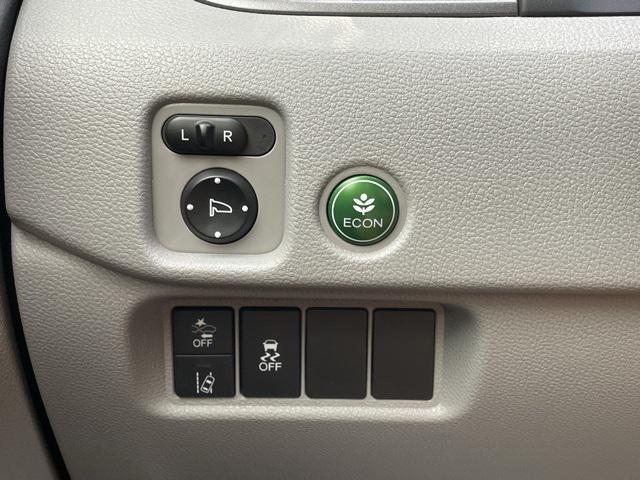 used 2021 Honda Pilot car, priced at $30,589