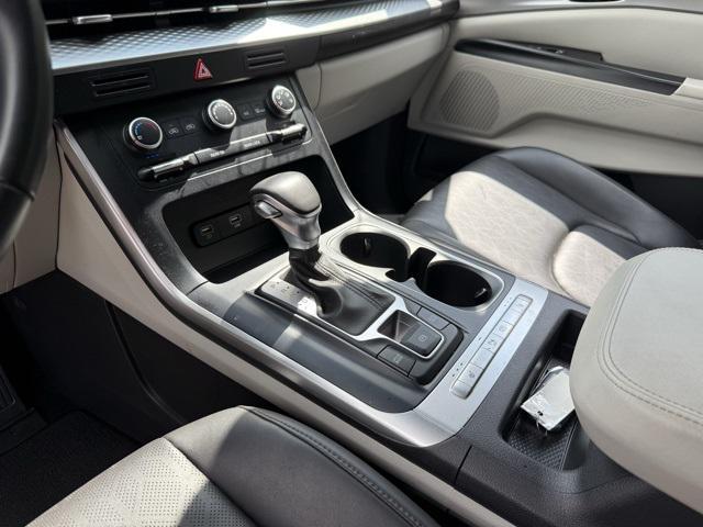 used 2024 Kia Carnival car, priced at $33,000