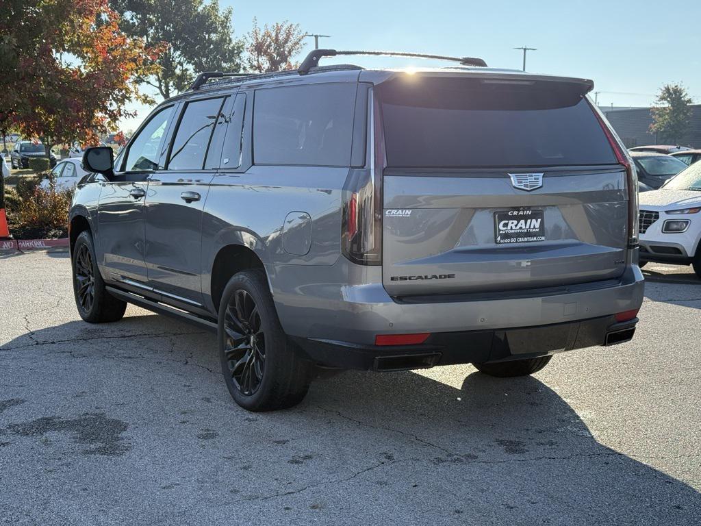 used 2021 Cadillac Escalade ESV car, priced at $57,289