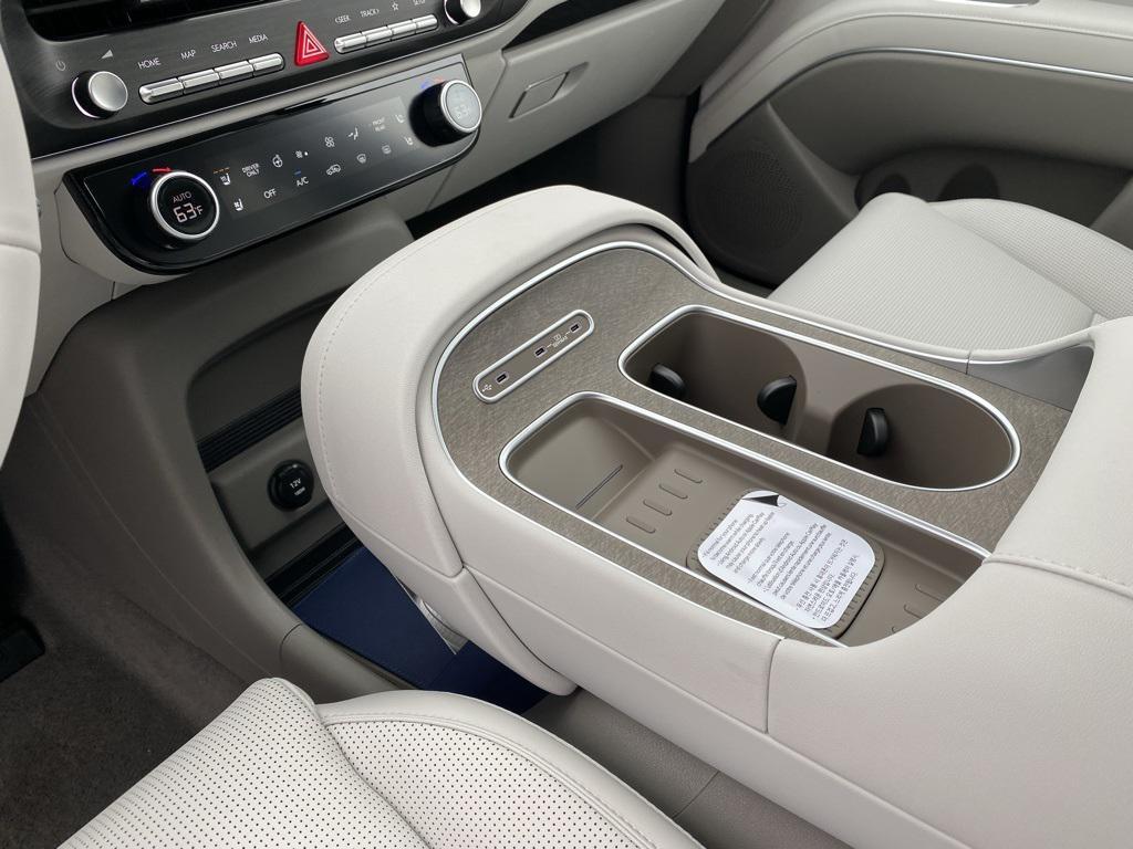 new 2026 Hyundai Palisade Hybrid car, priced at $47,558