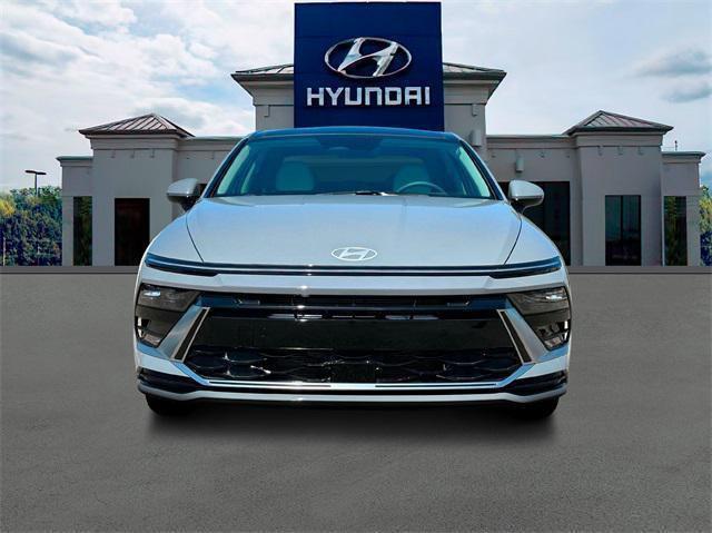 new 2024 Hyundai Sonata car, priced at $30,180