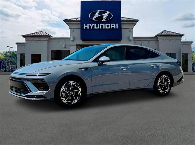 new 2024 Hyundai Sonata car, priced at $29,180