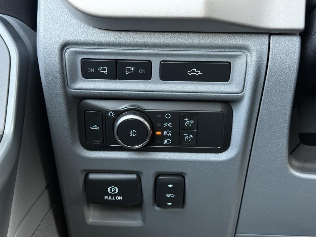 used 2021 Ford F-150 car, priced at $37,289