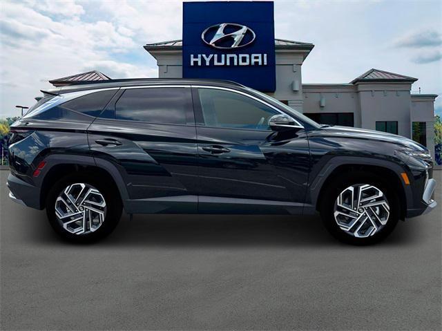 new 2025 Hyundai Tucson Hybrid car, priced at $43,389