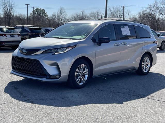 used 2023 Toyota Sienna car, priced at $42,989