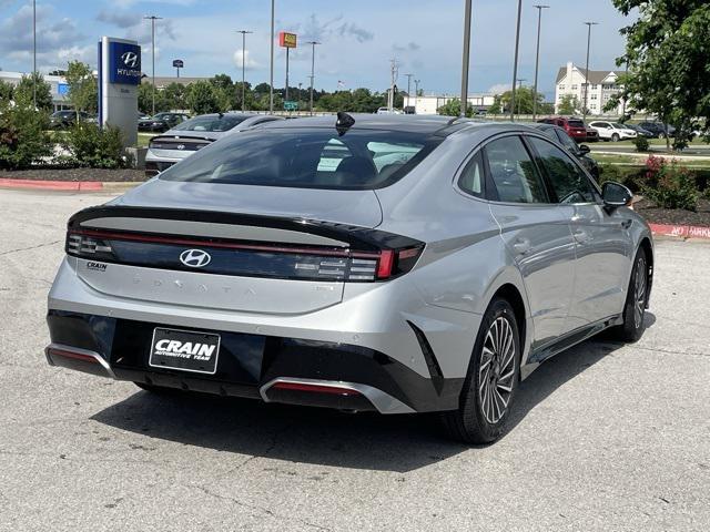 new 2025 Hyundai Sonata Hybrid car, priced at $37,169
