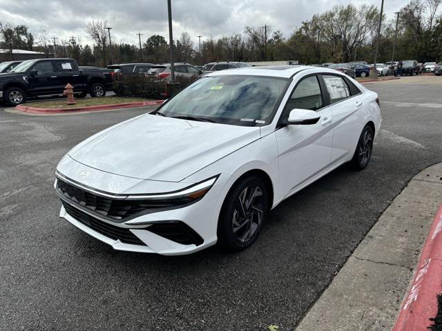 new 2025 Hyundai Elantra car, priced at $30,585