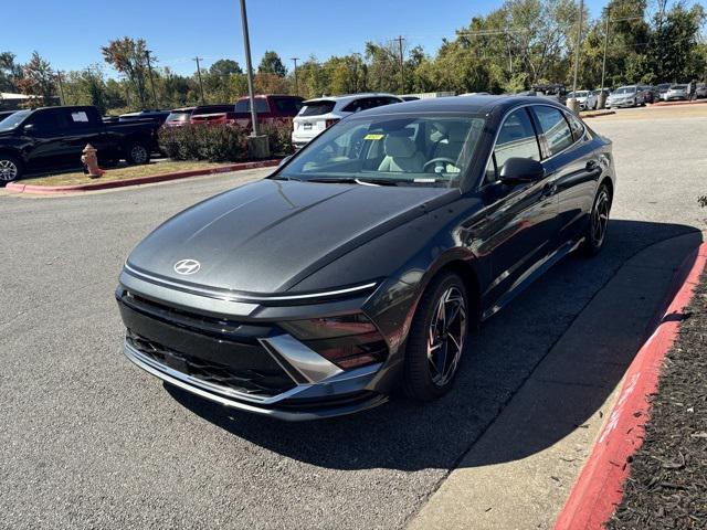 new 2024 Hyundai Sonata car, priced at $29,180