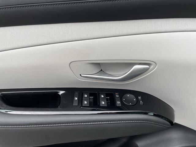 new 2025 Hyundai TUCSON Hybrid car, priced at $41,367