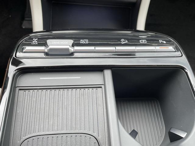 new 2025 Hyundai TUCSON Hybrid car, priced at $41,367