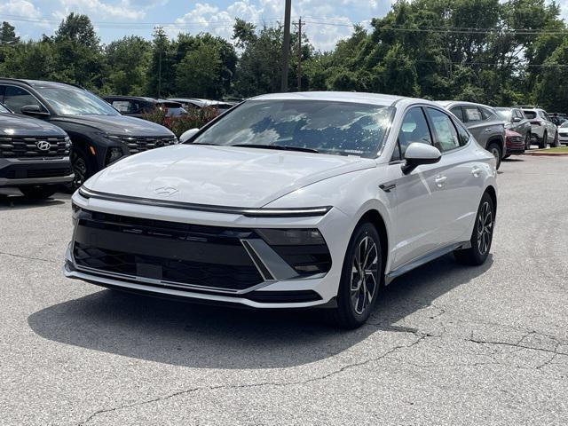 new 2025 Hyundai Sonata car, priced at $27,919
